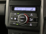 【オートエアコン】車内の温度を設定した温度に保ってくれるオートエアコン☆急な温度変化が避けられるので赤ちゃんや小さなお子様が同乗時も安心です♪