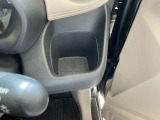 運転席・助手席にドリンクホルダーが付いてとっても便利です。