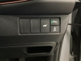 パーキングセンサー、横滑り抑制機能搭載。駐車時の障害物検知や滑りやすい路面での車両安定性を高め、安全運転をサポートします。