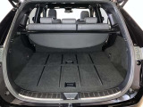 広々としたラゲージスペースを備えています。大きなものや長さのある荷物もしっかりと積み込めます。たくさん荷物を積めるので旅行にも便利です!!