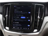 ドライブモードを変更できます。ドライブモードを選択すると、走行特性が変化して、ドライビングエクスペリエンスが向上し、特殊な状況で走行しやすくなります。