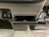 軽の看板が目印です!届出済 未使用車をお探しの方はこちらの看板を目印にお越しください。※似たような看板のお店がございますのでお間違えのないようご注意ください。