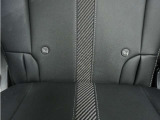 ◆ISOFIX◆シートベルトいらずでチャイルドシートと固定金具を連結するだけでガッチリ固定できます。