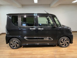 ご納車までに、弊社サービススタッフによる車検整備を行い、バッテリー、エンジンオイル、オイルエレメント、ワイパーゴムを交換し、ブレーキを分解、摩耗等を確認、必要であれば交換、安心してお乗りいただけます!