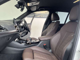 【お車の品質について】内外装の状態をより詳しくお伝えするため第三者機関《AIS》による公平かつ厳正な検査を実施いたします。お車の状態を数値化した車両評価証もご覧頂けます。※検査待ちの場合もございます。