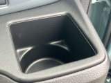 ドリンクホルダー装備☆運転席右側についていますのでドリンクも取り出しやすい☆