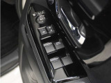 ◆パワーウィンドウスイッチ◆運転席から全席の窓の開閉操作を行うことが出来いつでも換気ができます!