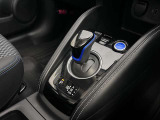 操作が簡単なシフトレバーですのでストレスなく運転が出来ますよ!