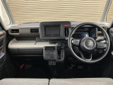 軽の看板が目印です!届出済 未使用車をお探しの方はこちらの看板を目印にお越しください。※似たような看板のお店がございますのでお間違えのないようご注意ください。