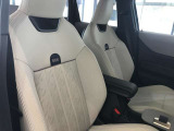 MINIは様々なオリジナルを作ることのできるお車です。専用のシートカバーも作成可能で御座いますので、ご希望の仕様など御座いましたらご相談くださいませ。きっとご希望のシートカバーの作成が可能です。