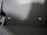 ◆ISOFIX◆シートベルトいらずでチャイルドシートと固定金具を連結するだけでガッチリ固定できます。