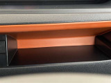 運転席インパネアッパーボックス
