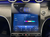 バックカメラにより駐車時の後方確認も楽にできます。