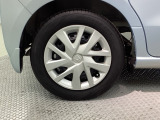 純正ホイール☆Honda車にぴったりなデザインのホイールカバー付です。