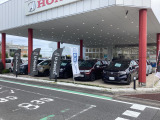 常時店舗には10台から15台の中古車がございます。