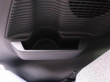 ドアのポケットにも小物やペットボトルが入ります!!