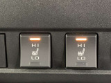 運転席&助手席シートヒーター装備、寒い日もカラダを温め快適にドライブ。