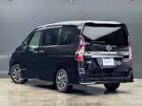 関西最大級の広さを誇る新車・中古車併売店!全国どこでも納車できます!詳しくは営業スタッフまで