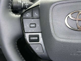 ステアリングスイッチ装備!運転しながら手元でオーディオの操作などができます。
