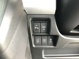 各種スイッチ類はこちらにレイアウトしています。