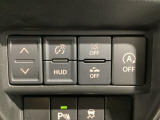 運転席脇のクラスタースイッチ部分にはアイドリングストップOFF、その他走行系スイッチを集中配置しております。
