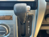 毎日全国の仕入れ先から厳選した車を仕入れております!プロの査定士の検査を受けた車を仕入れ、入庫後も社員が1台1台を走行チェックや状態確認・装備確認などを入念に行います。