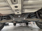 リアからの車下回りです