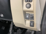 ヘッドライトレベリング機能で、重い荷物を積んだ時の光軸調整ができます。
