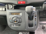 スタッフが丁寧に対応します。