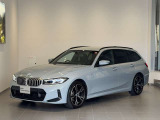 【XDrive】強大なパワーをXdriveシステムが瞬時に理想的な可変配分を行い、かつてない安心・快適・スポーティな走りを約束します。走行状況に応じてトルク配分を最適化してくれる優れものです!