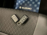 【スマートキー】キーをポケットやカバンに入れたままでもドアの施錠・開錠ができ、雨の日や荷物の多い日に大活躍!
