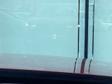 フロントガラスに運転に必要な走行情報を照射!前方の道路を見ながらでも安全な情報確認をサポートします!