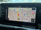 「ディスカバープロ」ナビゲーション機能をはじめ、車両設定や走行情報の確認など、多彩な機能をスマートに操作できます。