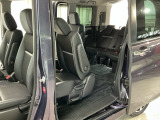 車が大好きなスタッフが心をこめて接客いたします。お客様一人一人のお車に対する思いや気持ちをうかがい、充実した時間が過ごせるよう努めます。