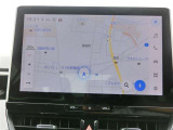 メーカー装着ナビ。操作がわかりやすくらくらくに目的地設定できます。内装デザインにマッチしてます。