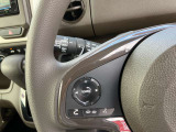 ナビ操作も簡単なステアリングスイッチ搭載車☆