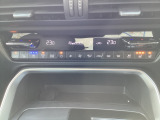 暑い夏の時期にとっても快適なシートベンチレーションを装備!シート内部に取り付けられたファンでシートの表面を換気して、涼しくしてくれます。