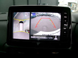 アラウンドビューモニター!空から見下ろしているかのような映像を映し出します。駐車時には安心ですよね♪