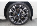 BMWならではの卓越した走りを支えるホイールと足回りです!