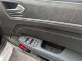 運転席側ドア内張り周り