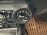 トランスファースイッチで駆動系の作動状態切り替え可能!H2(ハイレンジ2WD)、H4(ハイレンジ4WD)、L4(ローレンジ4WD)!