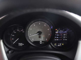 車両に関するお問合せは、ポルシェセンター神戸 六甲アイランド認定中古車センター TEL 078-846-3441までご連絡ください。