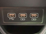 USB/充電用ソケット