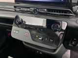 オートエアコンで快適な車内温度を演出してくれます!