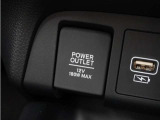 ◆12V電源ソケット◆スマートフォンの充電等にも便利な電源ソケット!使いやすい場所に装備されています。