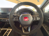 扱いやすいハンドルで運転しやすいです!!