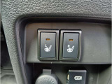 運転席・助手席にはシートヒーターが付いています!