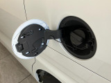 延長保証につきましてはお求めいただく車両によって保証料が異なりますので、当店スタッフまでお気軽にお問い合わせくださいませ。