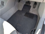 運転席フロア画像です。