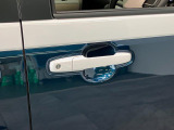 品質には自信があります!ハッピーの品質・キレイなお車をお届けさせていただきたい!そんな気持ちでキレイに仕上げております。フロアマットなどの清掃はもちろん、シート下なども徹底的に清掃しております。